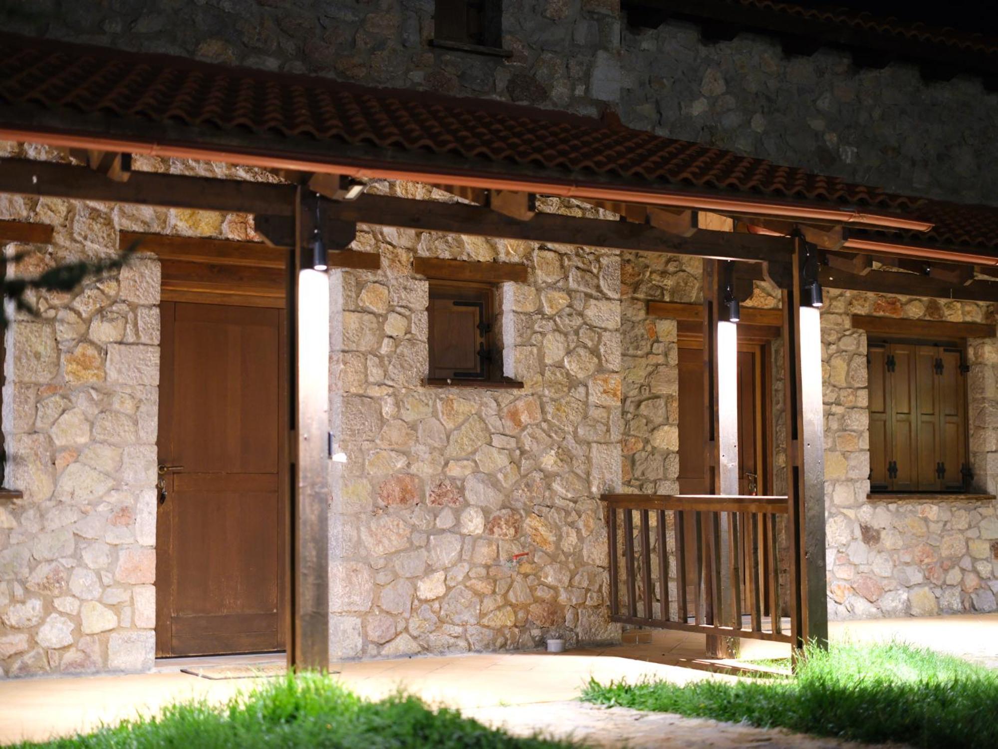 Mont Valley Boutique Chalets Арахова Экстерьер фото