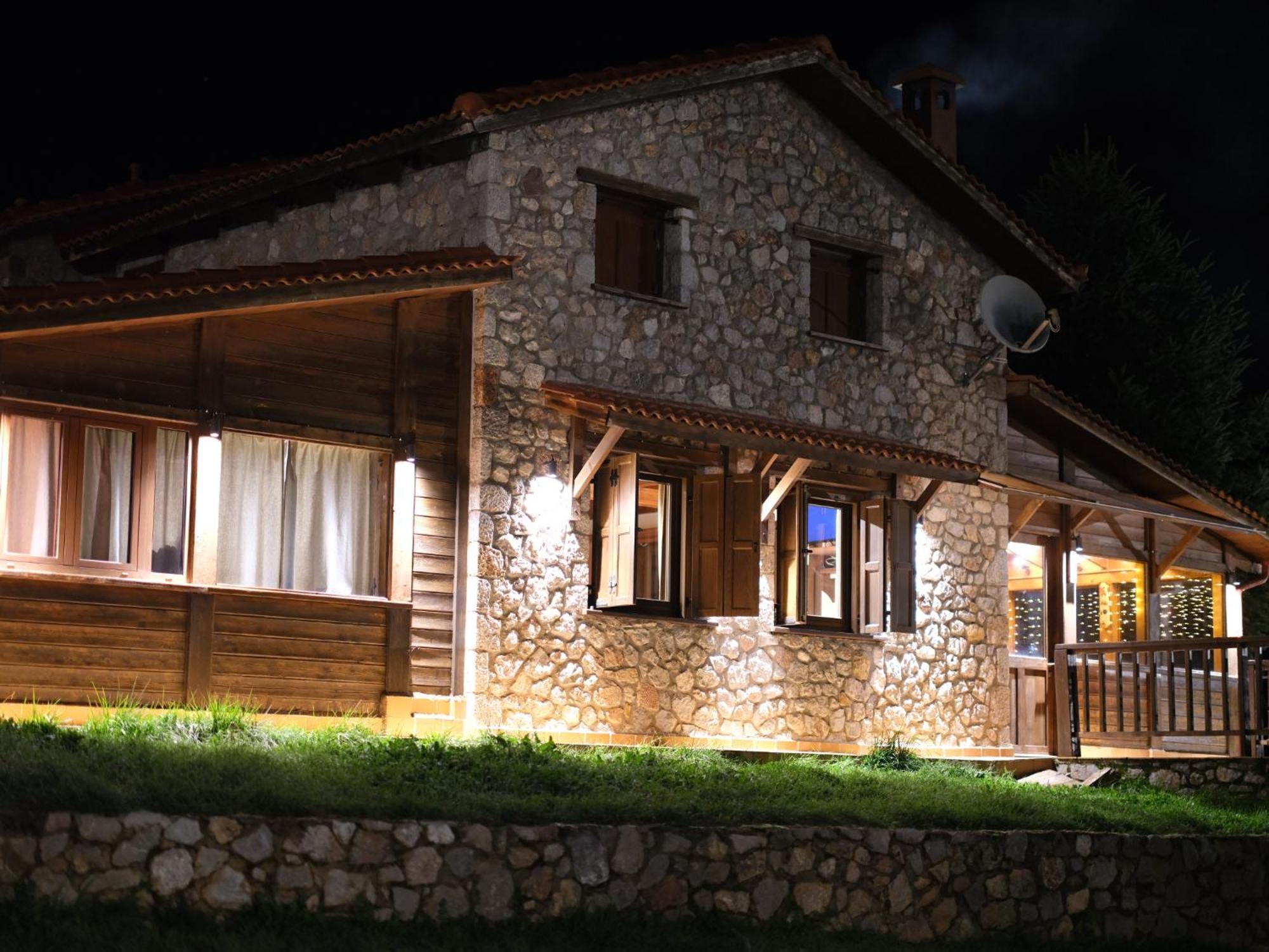 Mont Valley Boutique Chalets Арахова Экстерьер фото