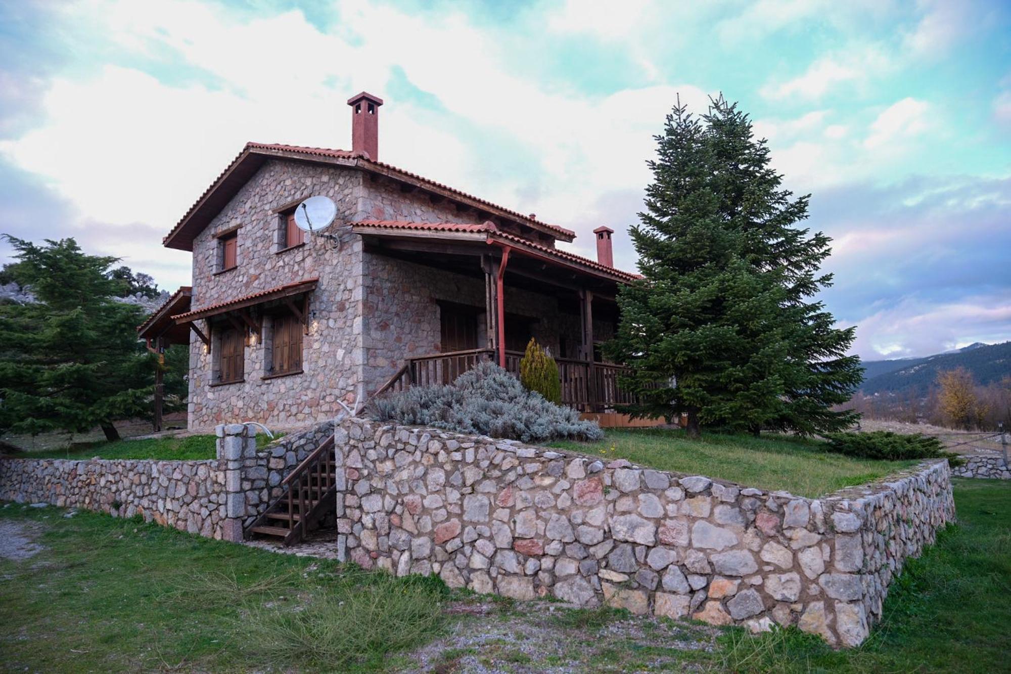 Mont Valley Boutique Chalets Арахова Экстерьер фото