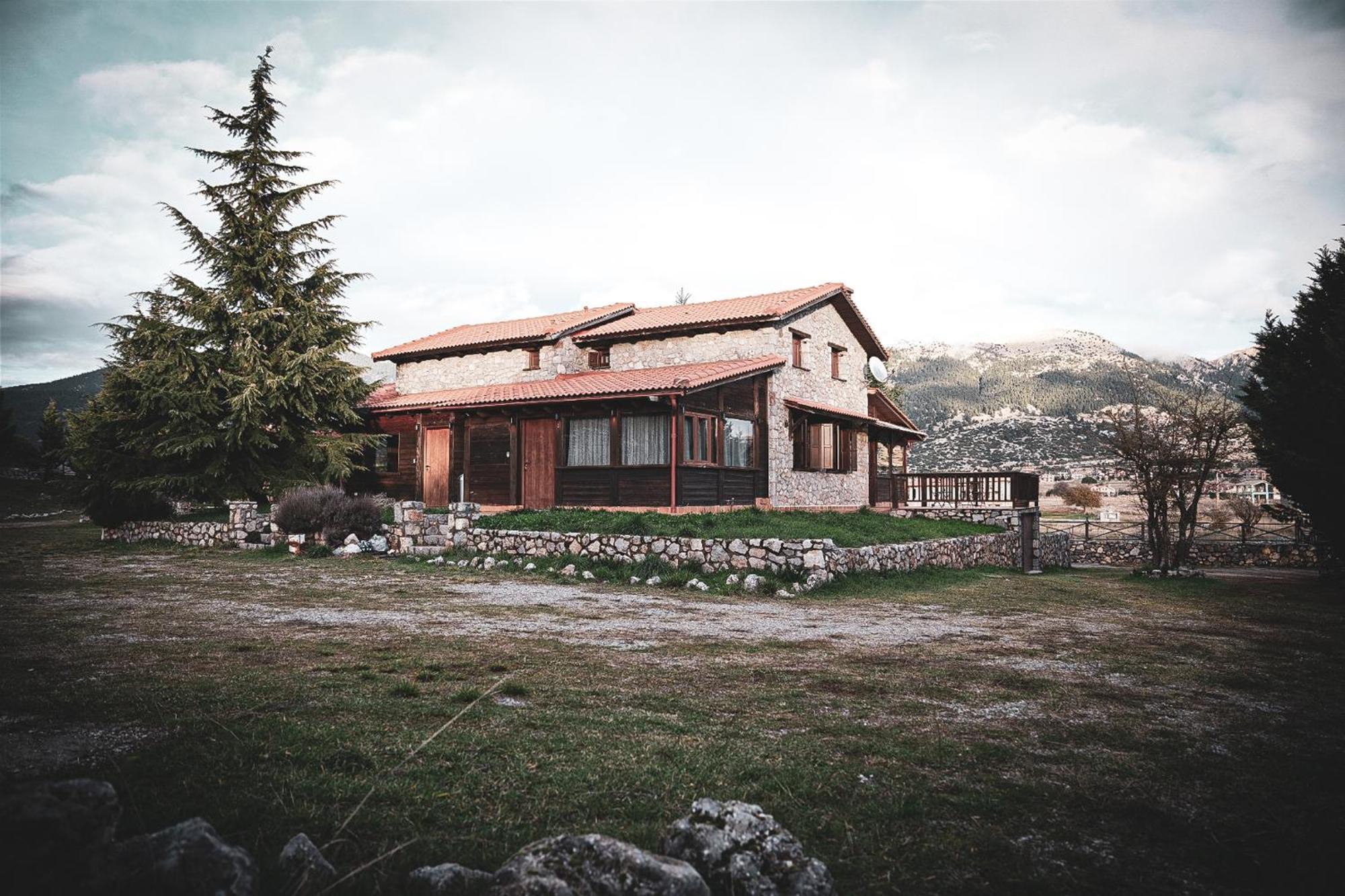 Mont Valley Boutique Chalets Арахова Экстерьер фото