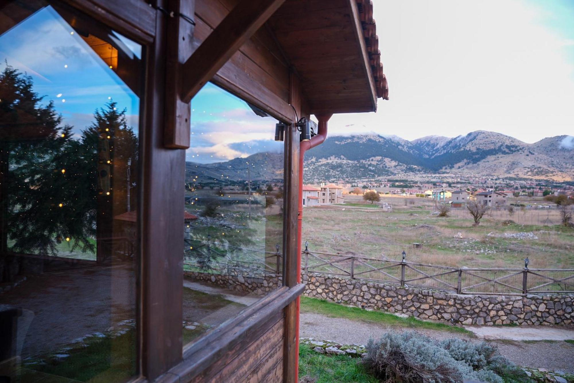 Mont Valley Boutique Chalets Арахова Экстерьер фото